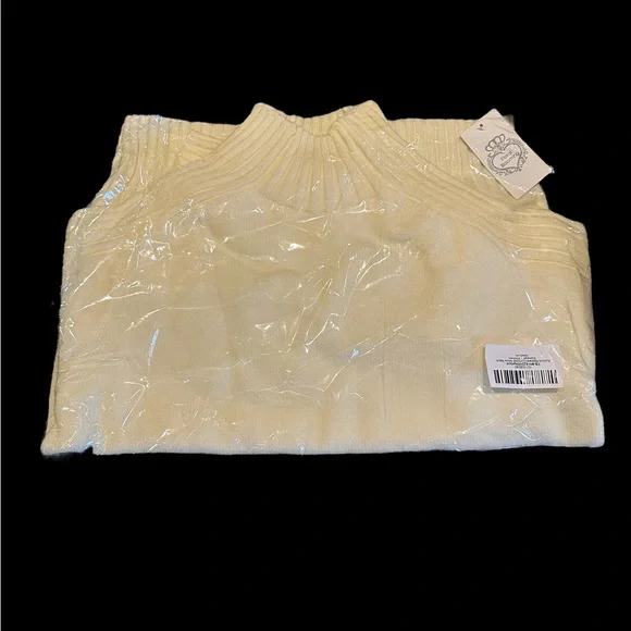 Cream Ribbed Mock Neck Sweater - Picture 6 of 8